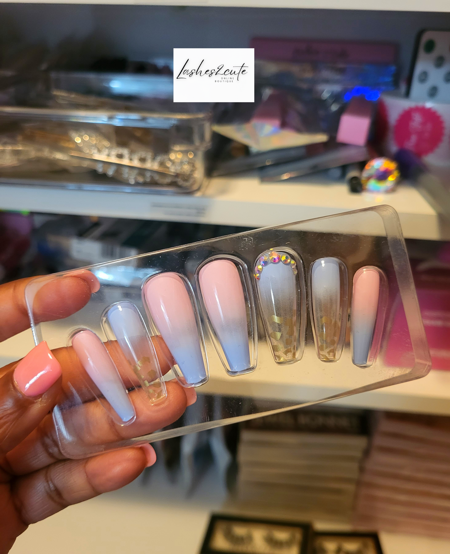 "Candy" 24 Piece Set Artificial Nails with Glue