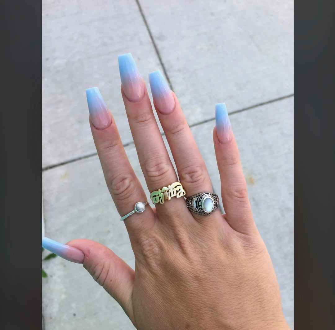 "Candy" 24 Piece Set Artificial Nails with Glue