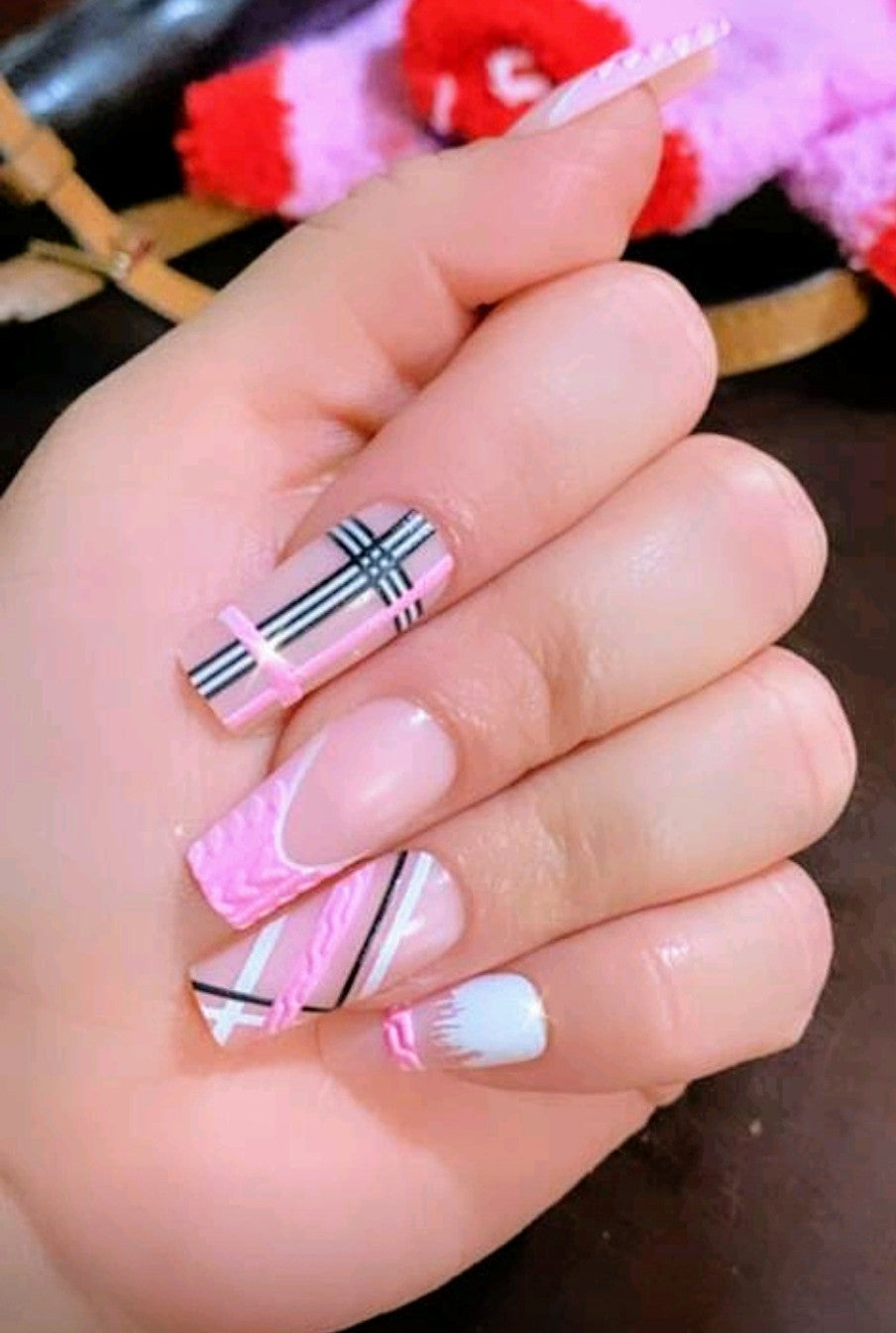 "Pink Plaid" 24 piece press on long french tip acrylic nails with glue