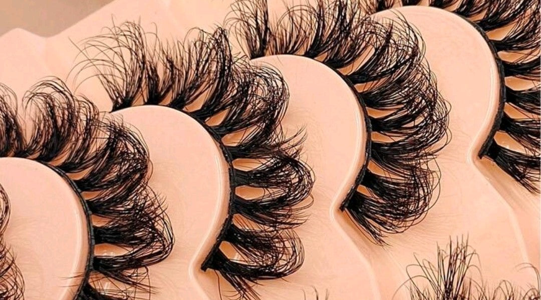 "Unique" D Curl Fluffy Volume Dramatic Fauxmink False Eyelashes