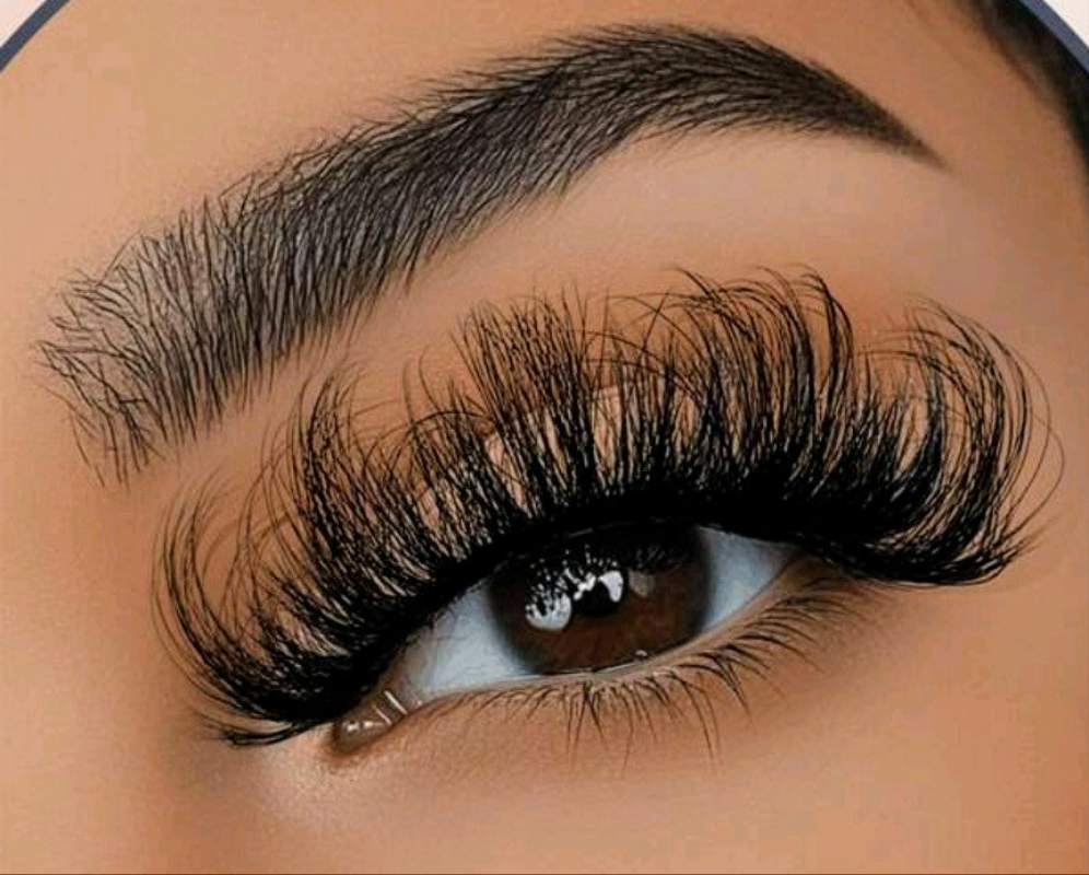 "Unique" D Curl Fluffy Volume Dramatic Fauxmink False Eyelashes