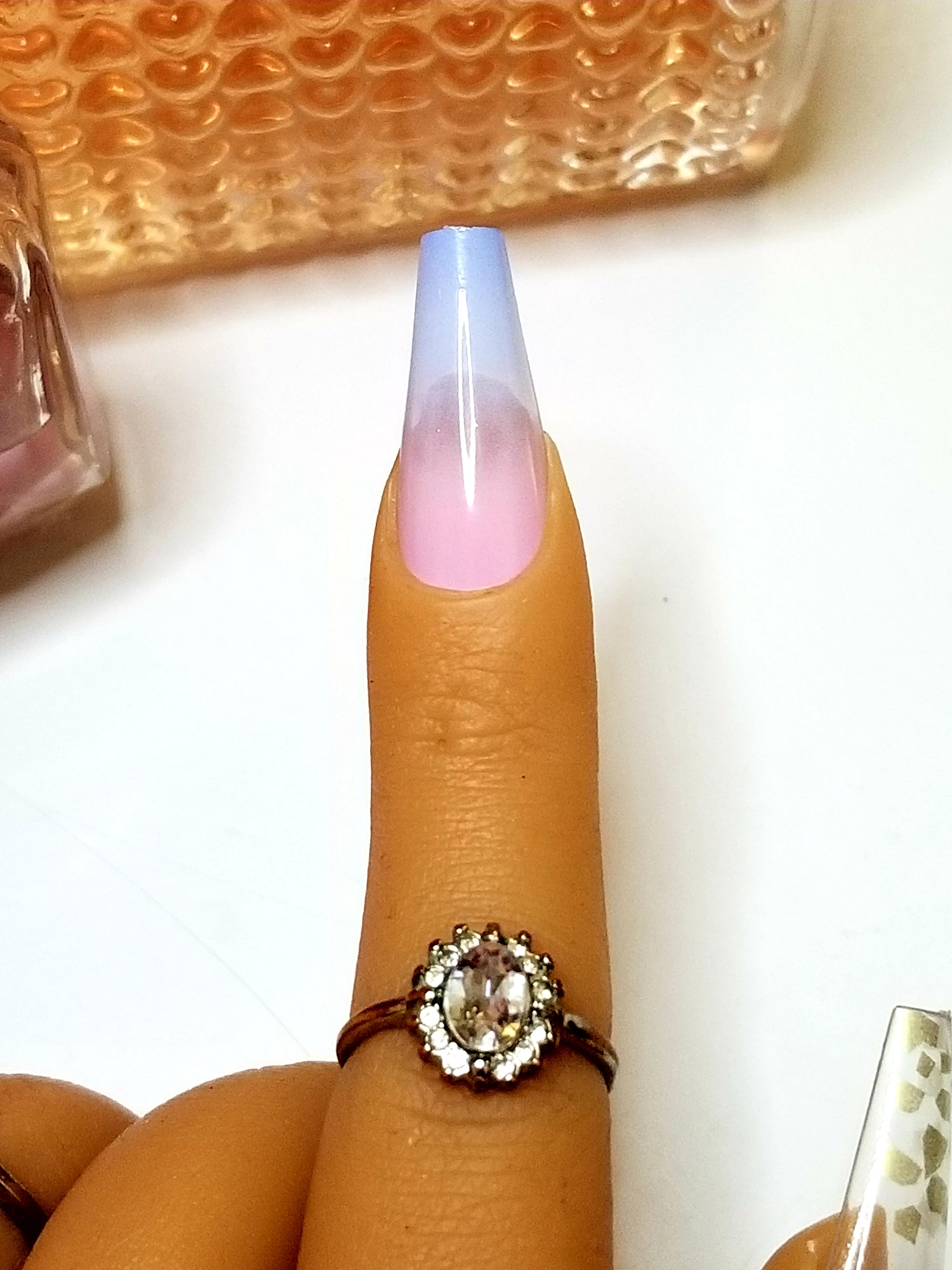 "Candy" 24 Piece Set Artificial Nails with Glue