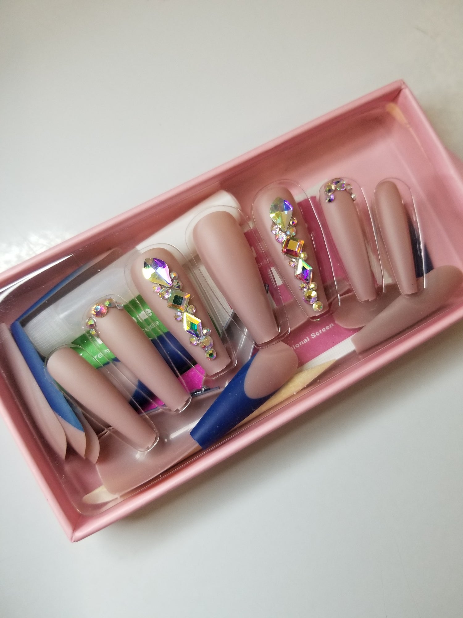 "Blue Champagne" 24 Piece Set Artificial Nails with Glue