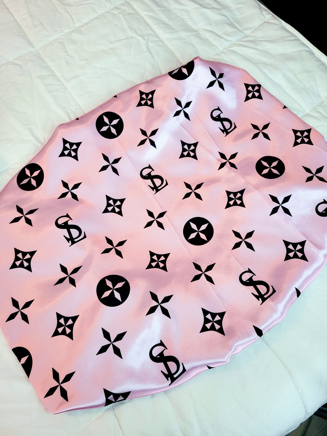 “Satin Lavish”粉色和灰色双面标准尺寸缎面枕套