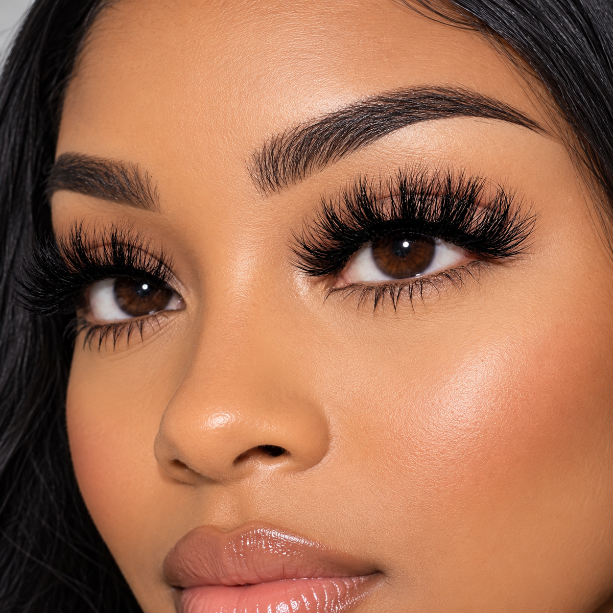 Doll Behavior | 14mm Wispy False Lashes F4