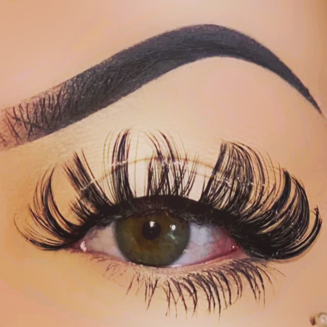 &quot;Sunshine&quot; 20mm Faux D Curl Natural Russian False Eyelashes