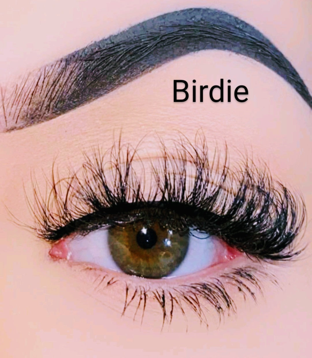 “Birdie”14 毫米蓬松人造水貂假睫毛