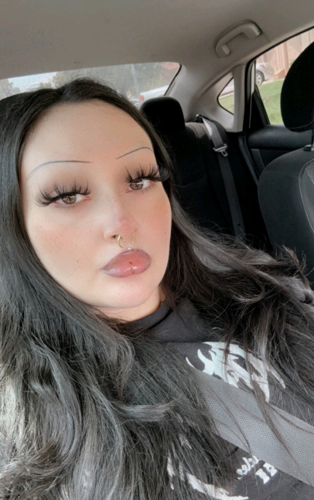 “Twinkle” 20 毫米纤细丰盈睫毛