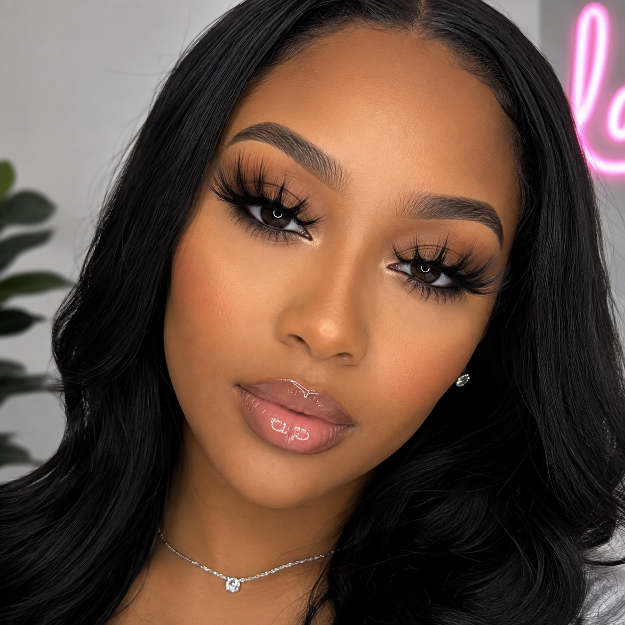 MAIN CHARACTER 22mm Dramatic Wispy Lashes