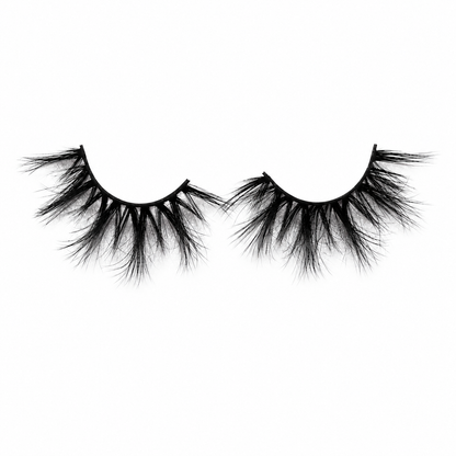 MAIN CHARACTER 22mm Dramatic Wispy Lashes