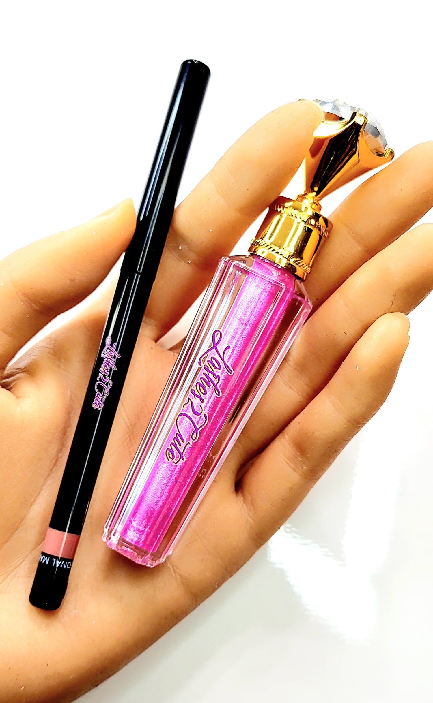 &quot;Savage&quot; Shimmery &amp; Sparkling Lipgloss &amp; Lipliner Set